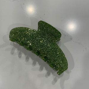 Emi Jay- Big Effing Clip in Virgo